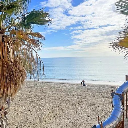 Apartment A 100 Metros De La Playa. Parking Gratuito Privado Alicante